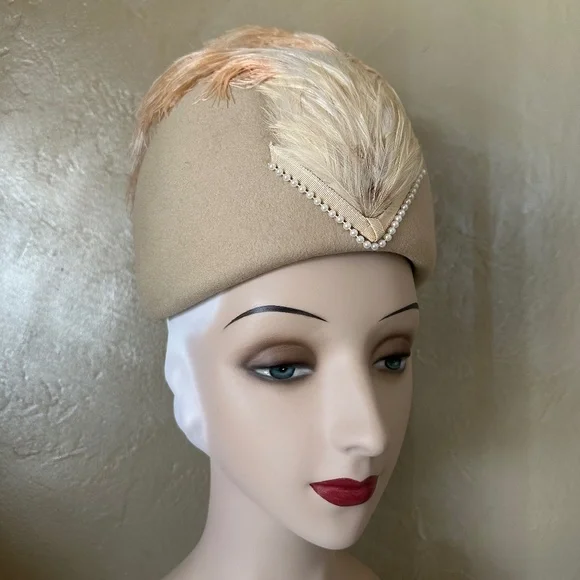 SULTRY 1960\'s BEIGE FELT HAT WITH PEARL & OSTRICH FEATHER TRIM 60s Feather Felt Hat - Etsy main image 2
